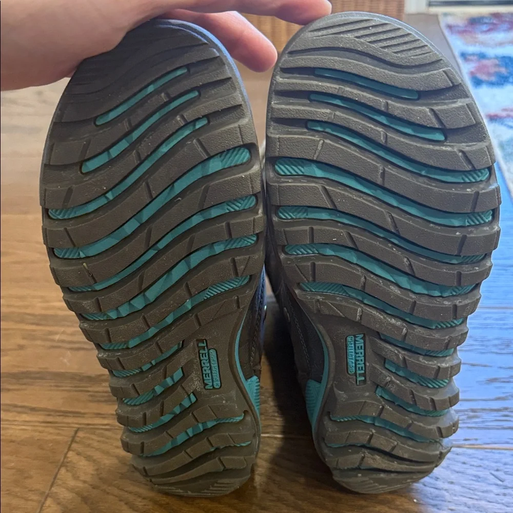 Merrell reposhing size
